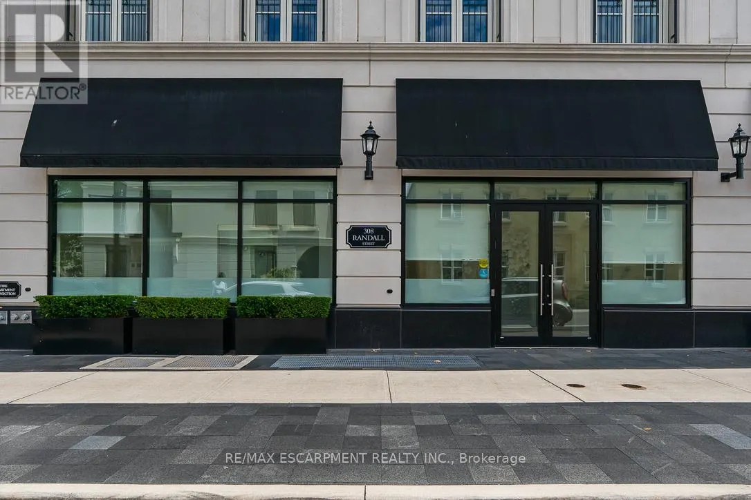 102 - 300 RANDALL STREET