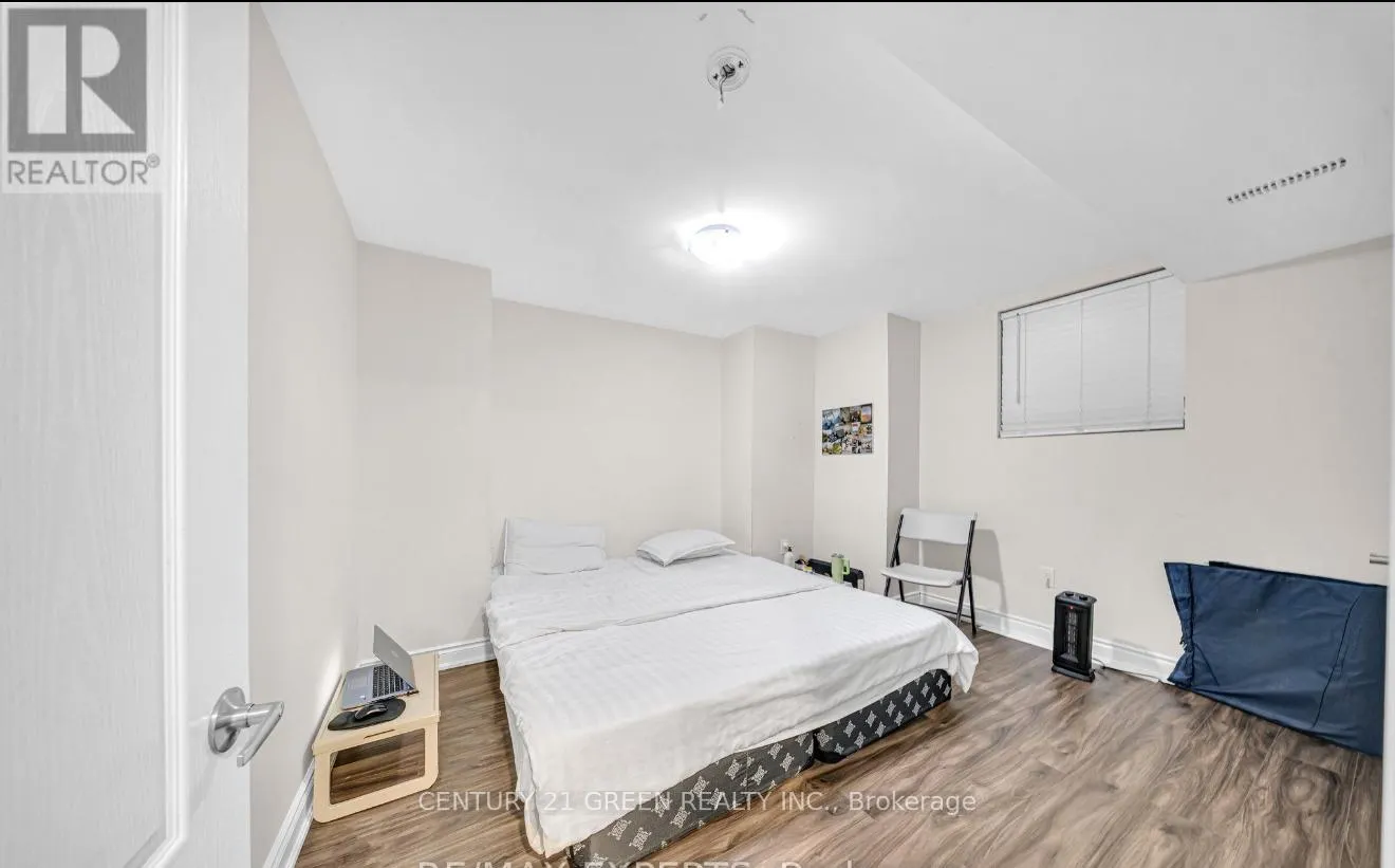 BSMT - 668 KENNEDY CIRCLE W
