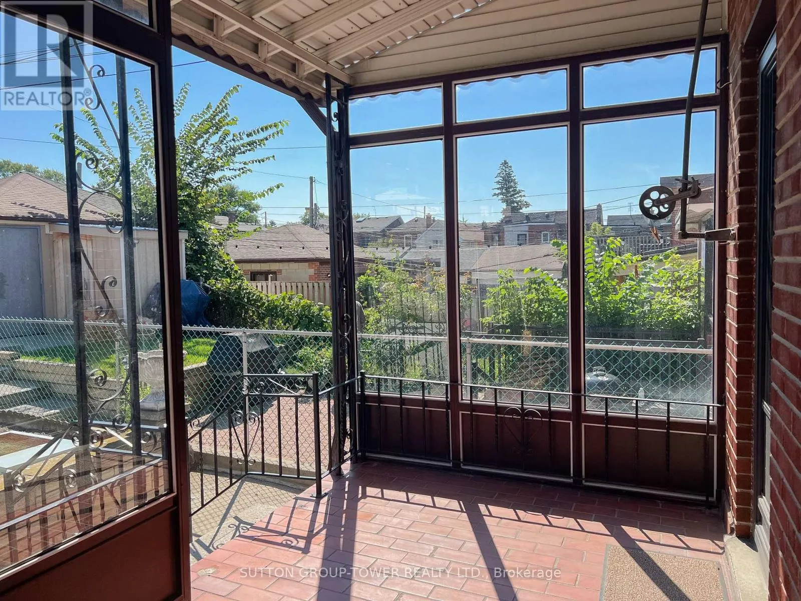 107 CALEDONIA ROAD