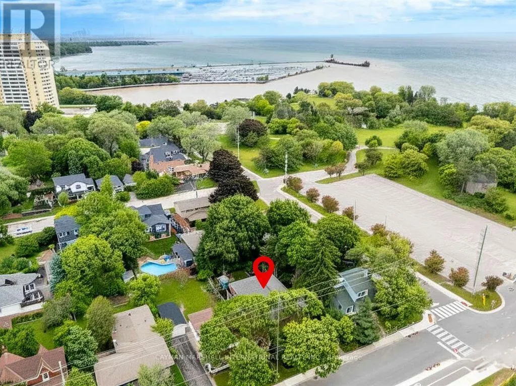 43 MISSISSAUGA ROAD S