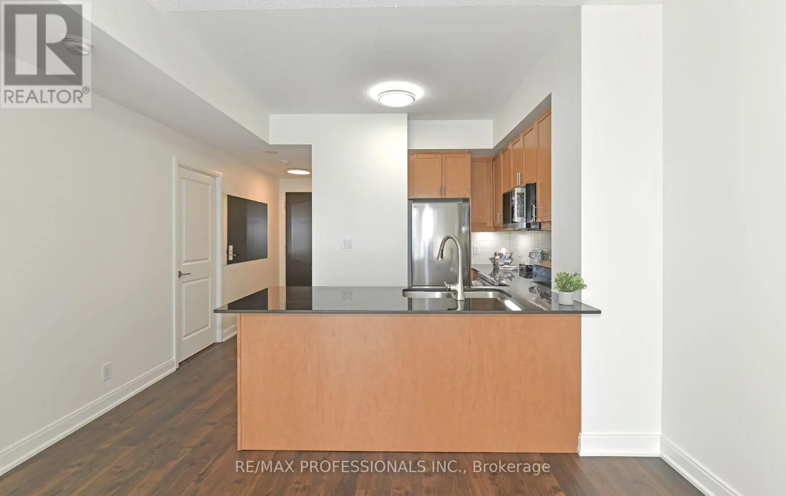 2906 - 50 ABSOLUTE AVENUE