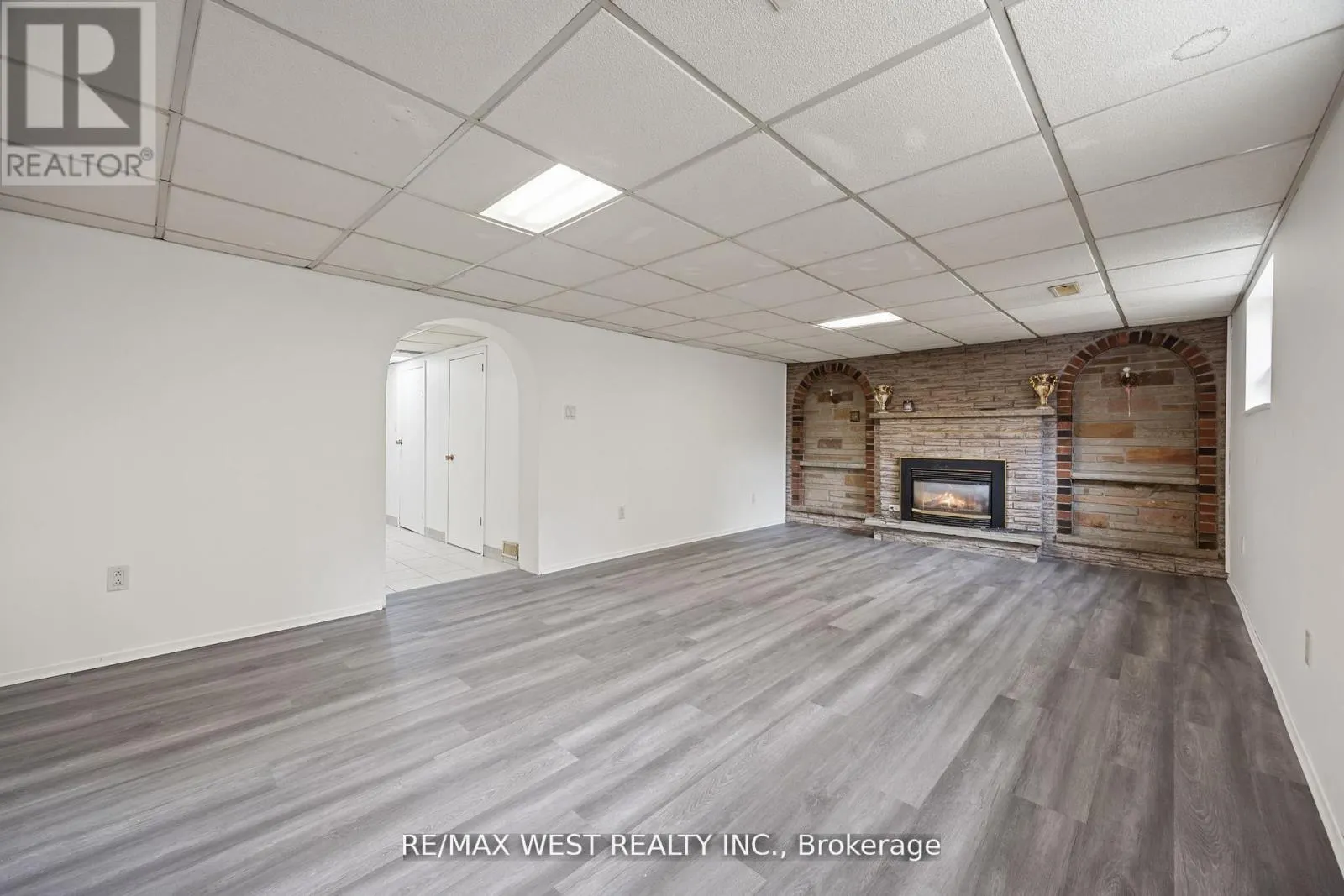 47 BRAWLEY AVENUE