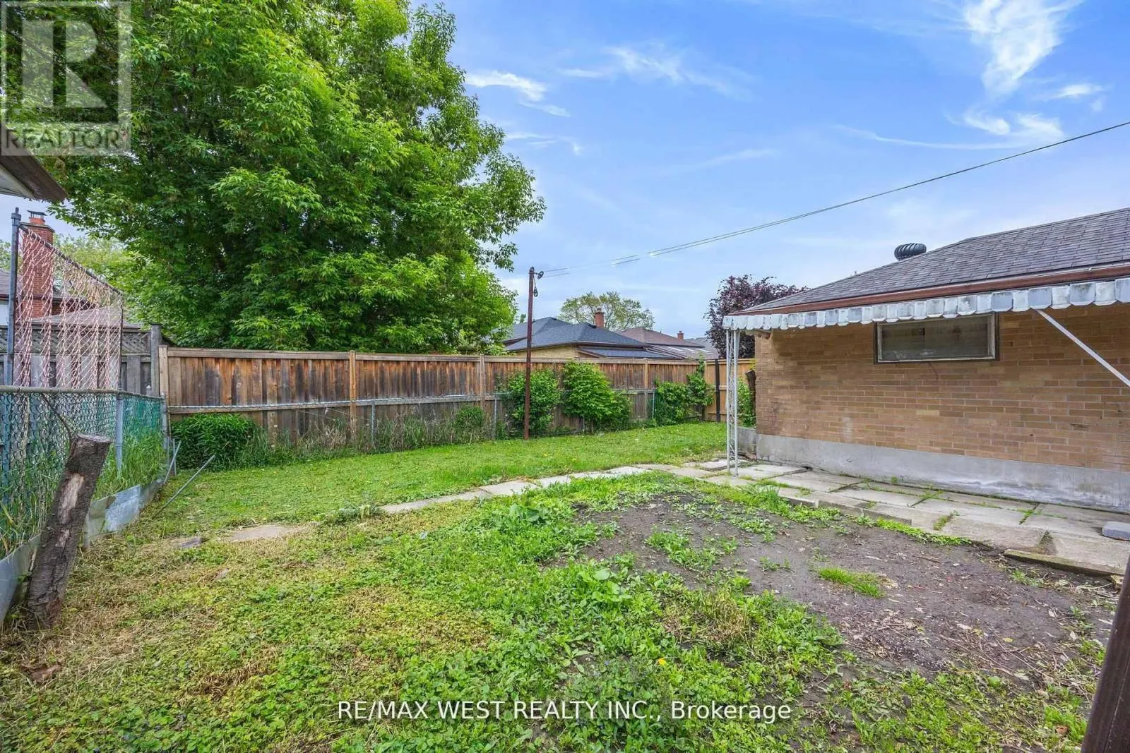 47 BRAWLEY AVENUE