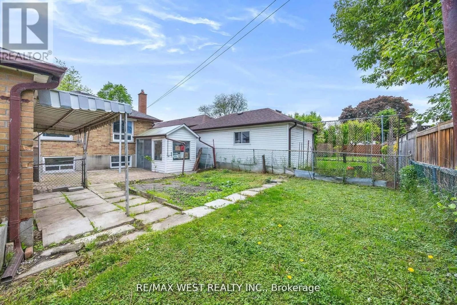 47 BRAWLEY AVENUE