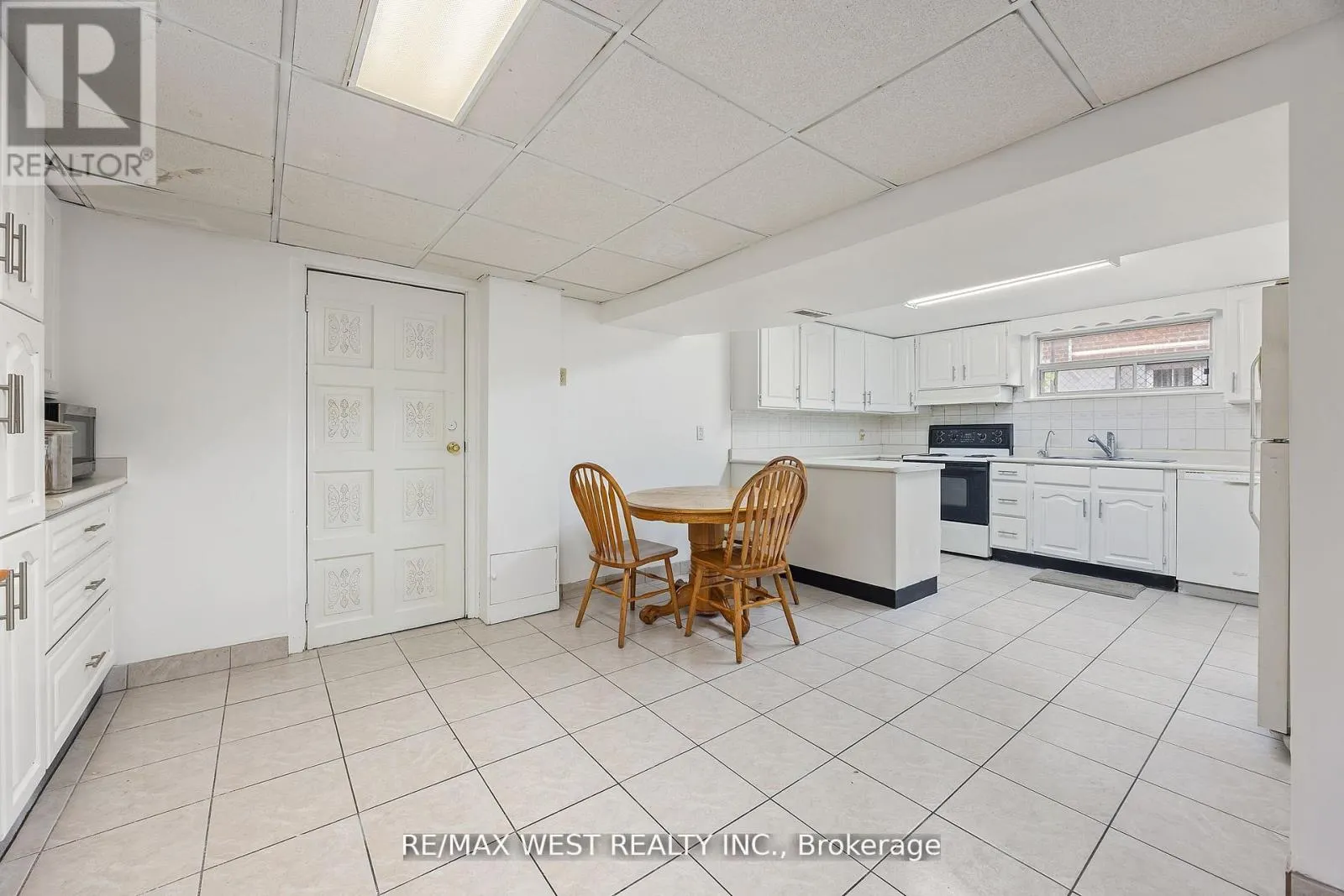 47 BRAWLEY AVENUE