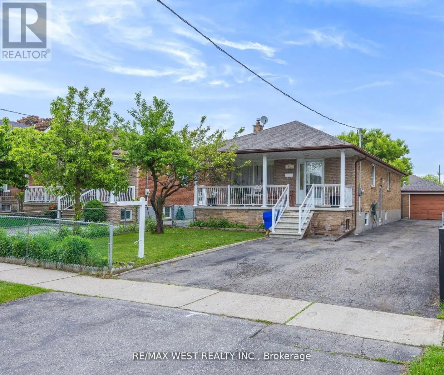 47 BRAWLEY AVENUE