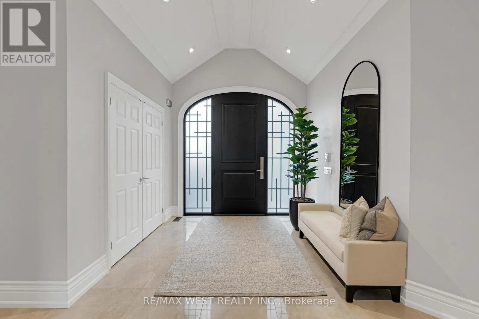 49 MCCAULEY DRIVE