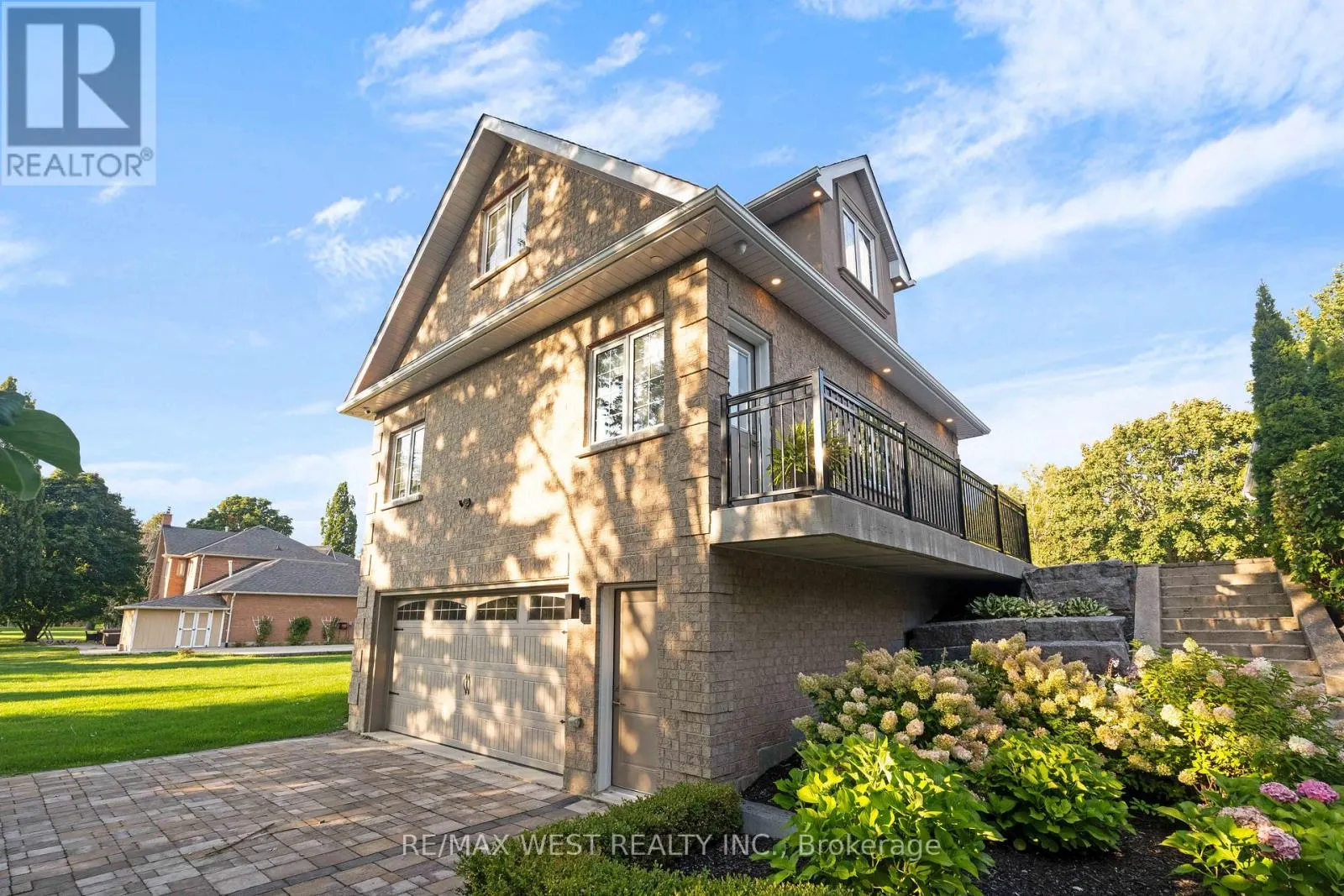 49 MCCAULEY DRIVE