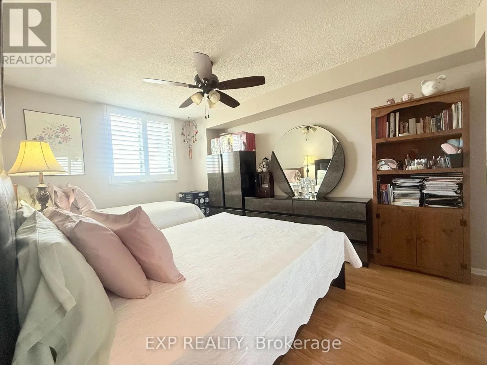 9 - 5 SAN ROMANO WAY