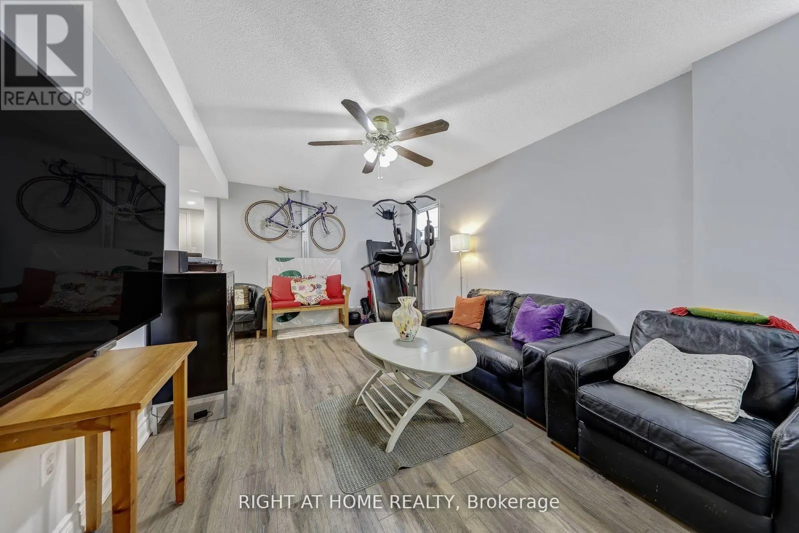 36 HAYLOFT COURT