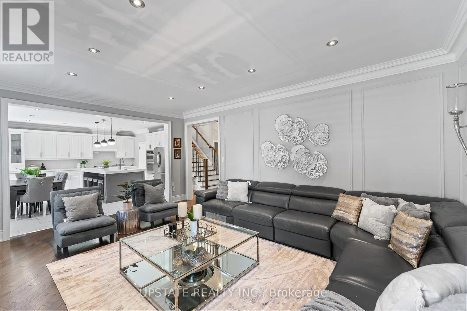 21 LAUDERHILL ROAD