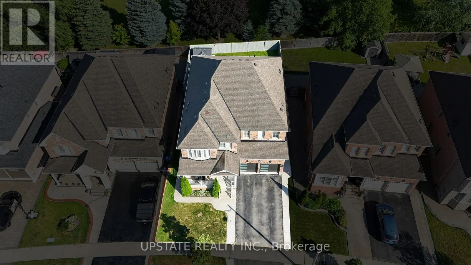 21 LAUDERHILL ROAD