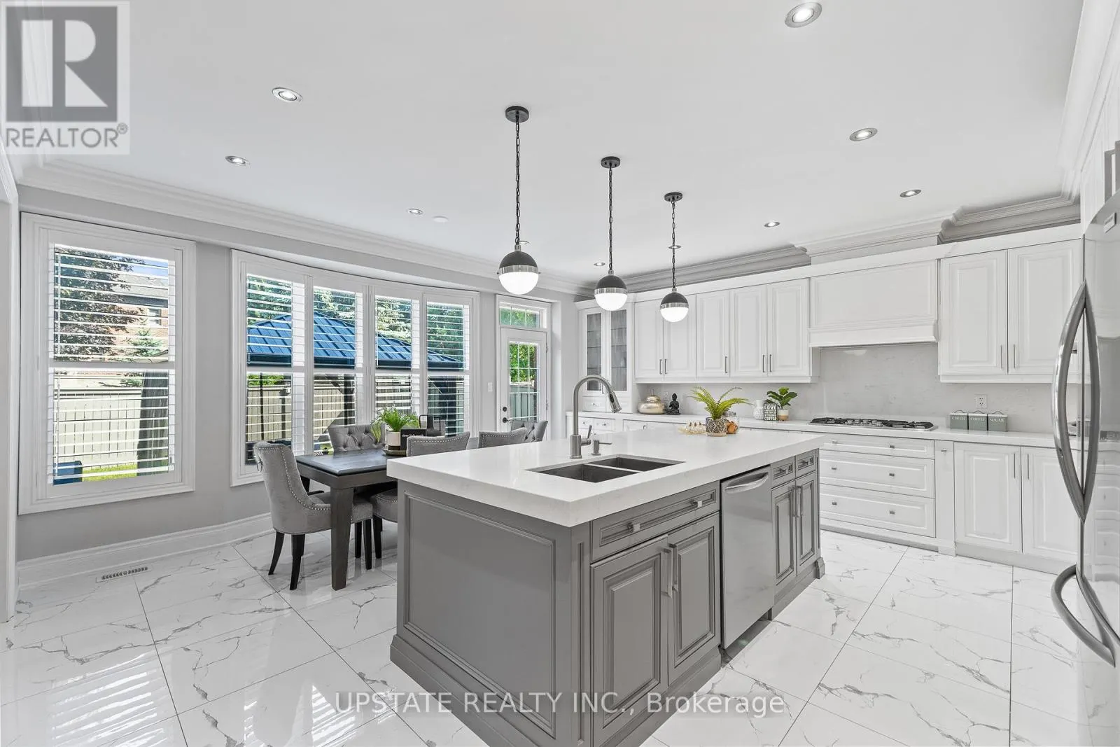 21 LAUDERHILL ROAD