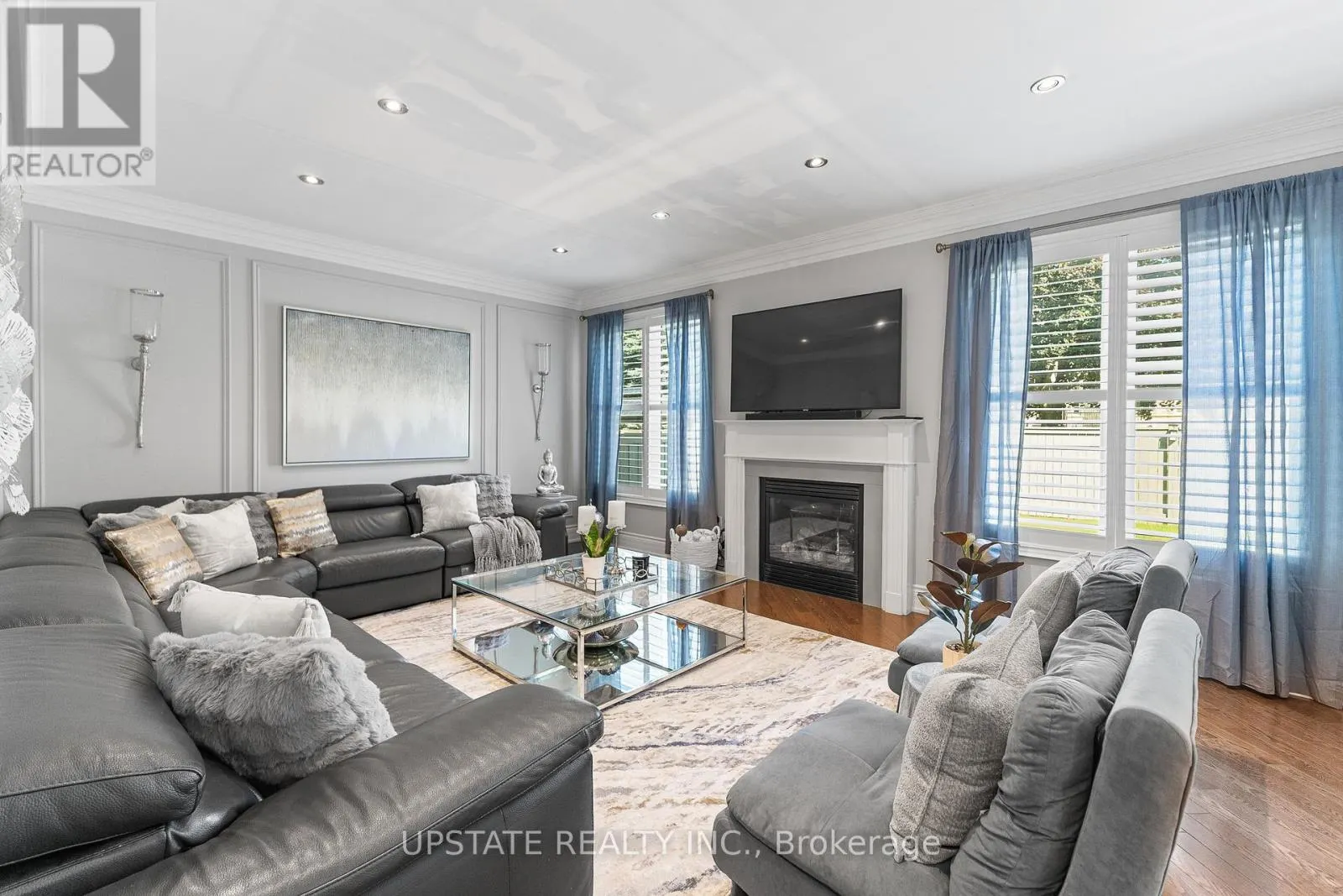 21 LAUDERHILL ROAD