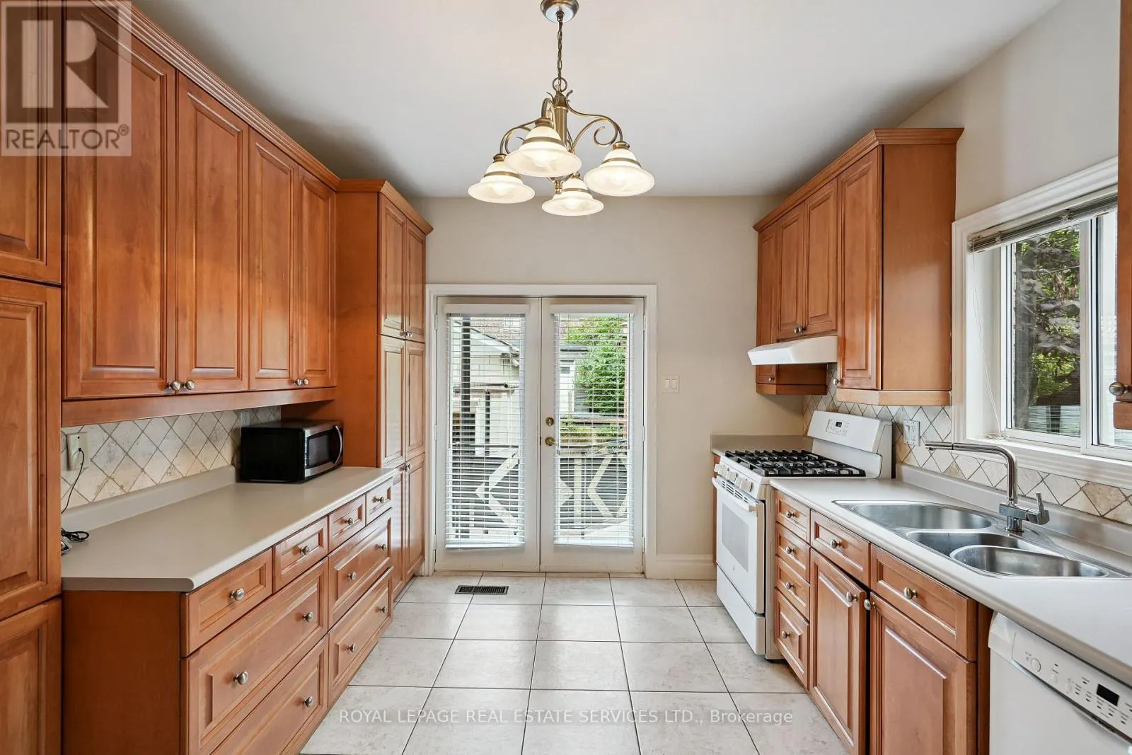 29 GREENLAW AVENUE