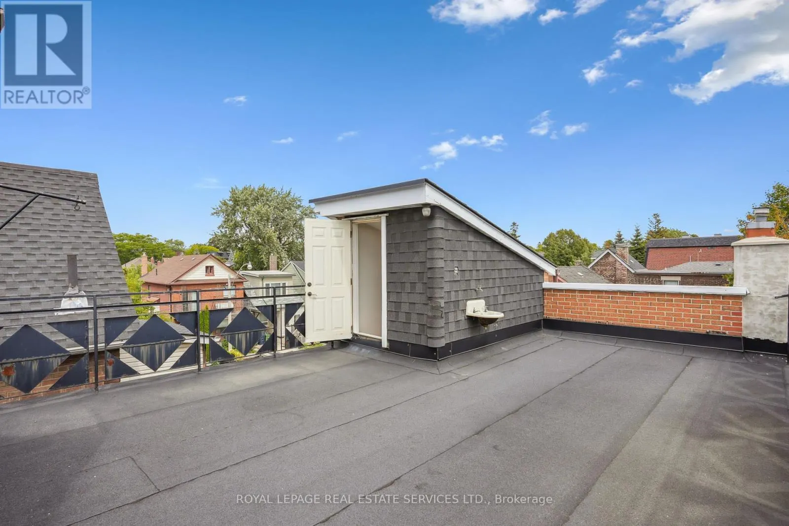 29 GREENLAW AVENUE