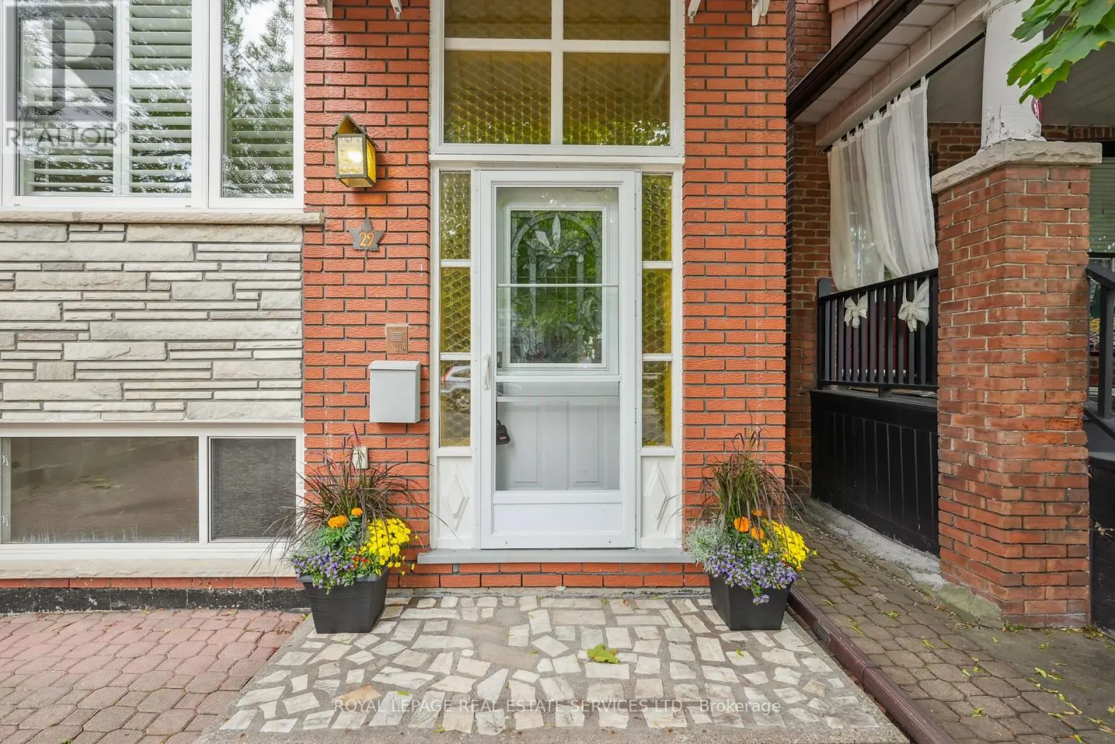 29 GREENLAW AVENUE