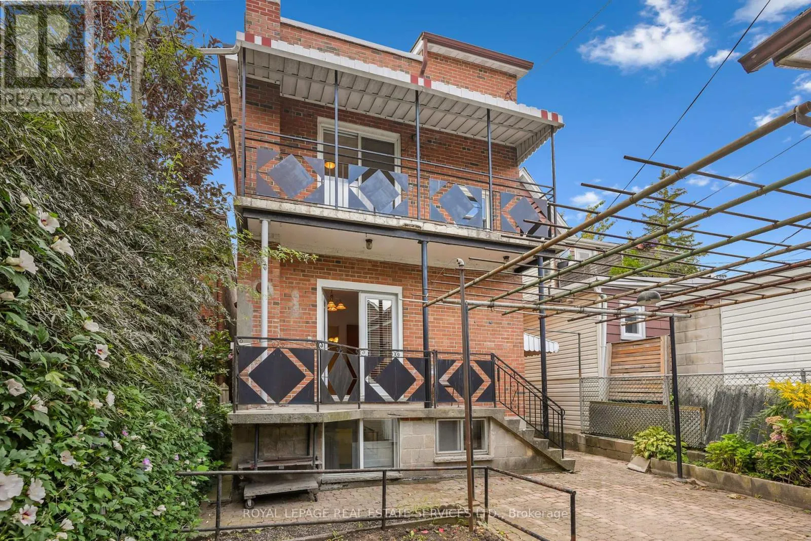 29 GREENLAW AVENUE