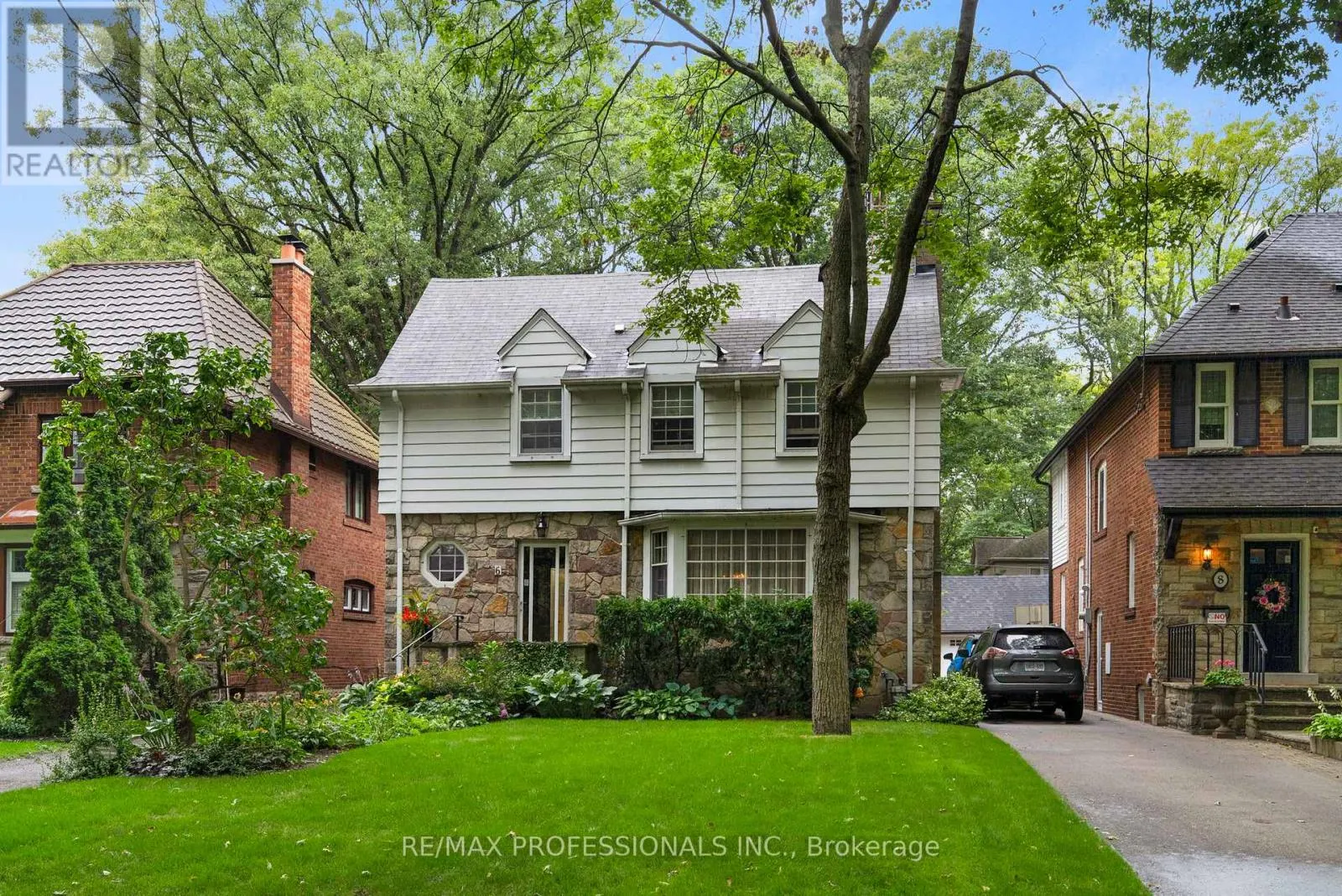 6 PRINCETON ROAD