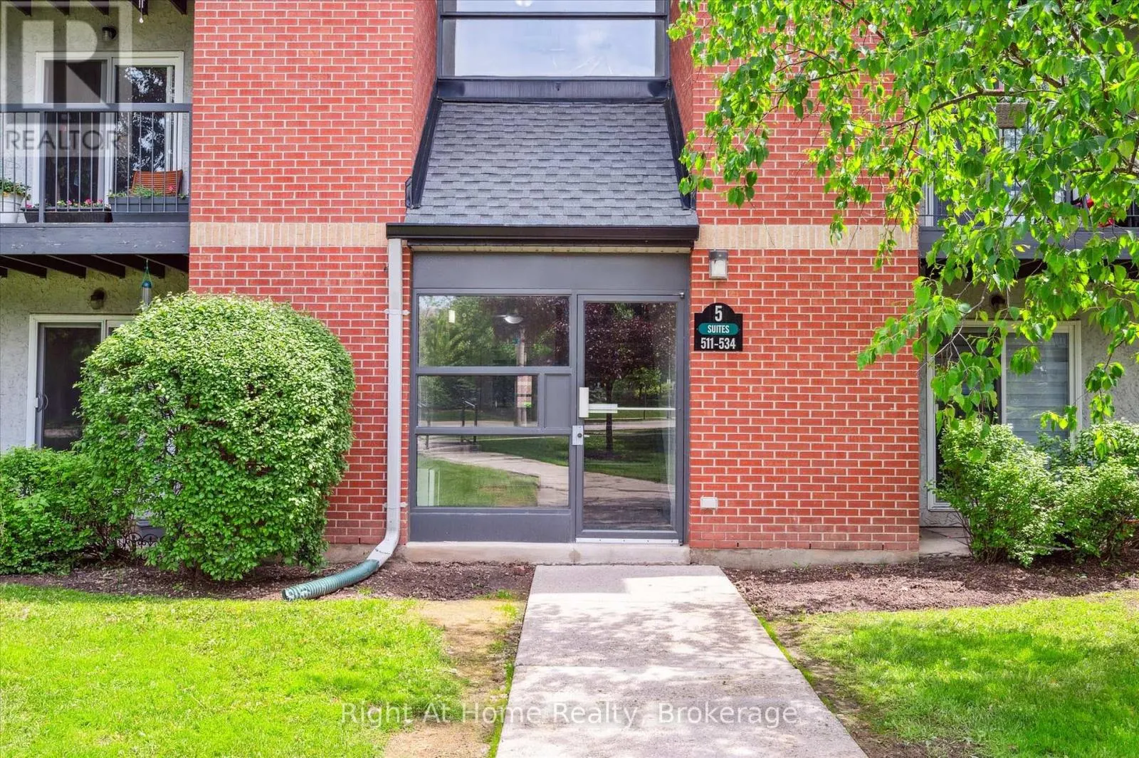 534 - 1450 GLEN ABBEY GATE, #534