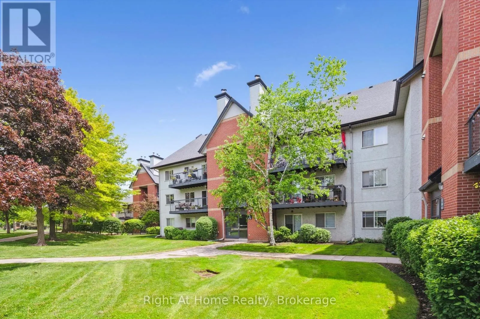 534 - 1450 GLEN ABBEY GATE, #534