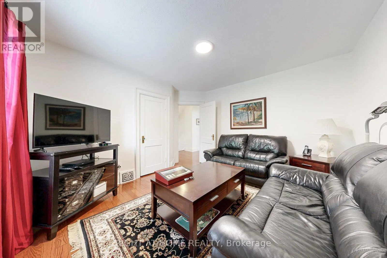 159 ROSEMOUNT AVENUE