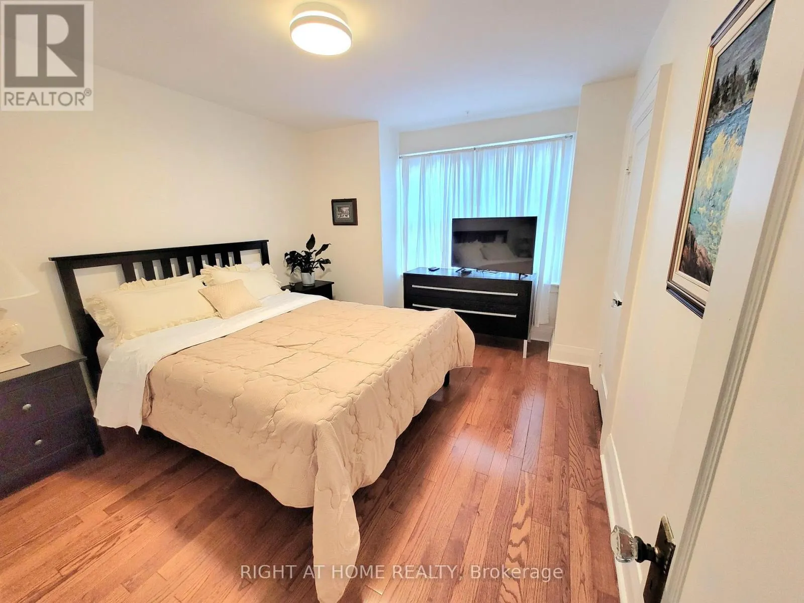 159 ROSEMOUNT AVENUE