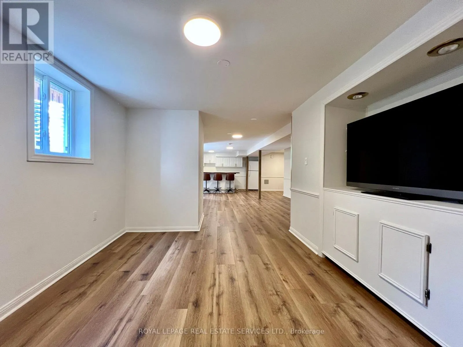 1450 GREENBRIAR DRIVE