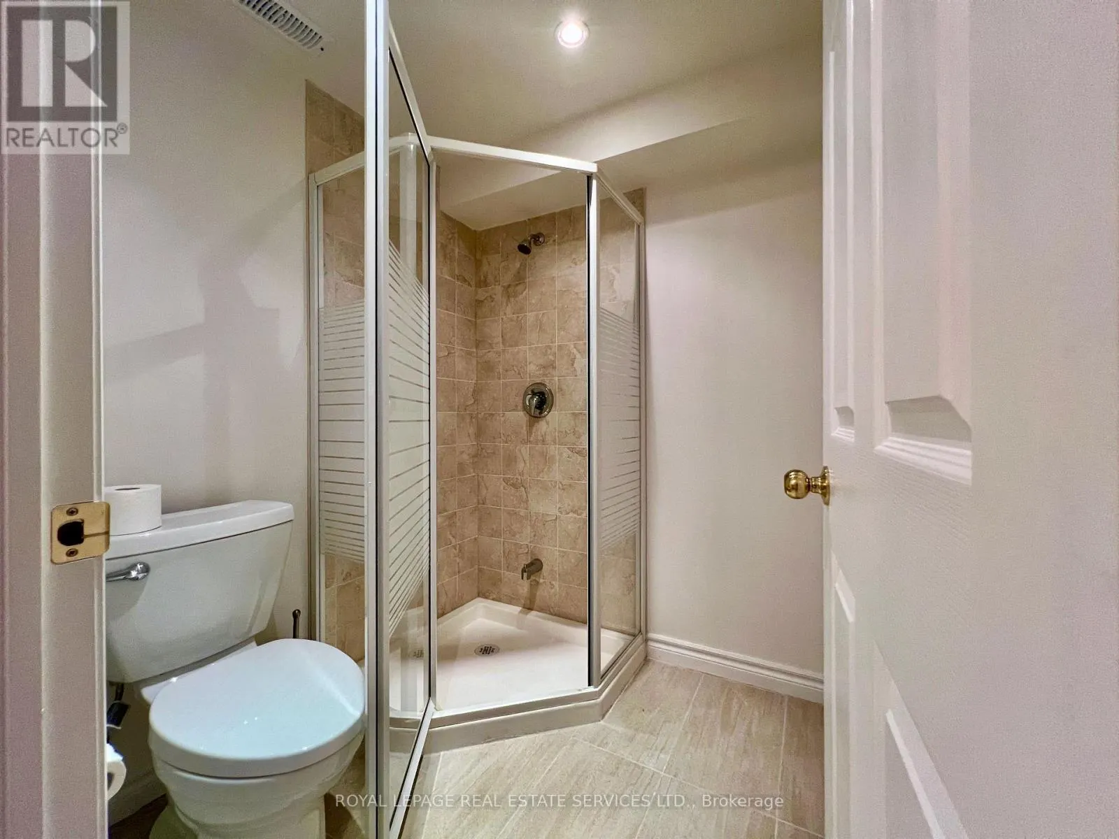 1450 GREENBRIAR DRIVE