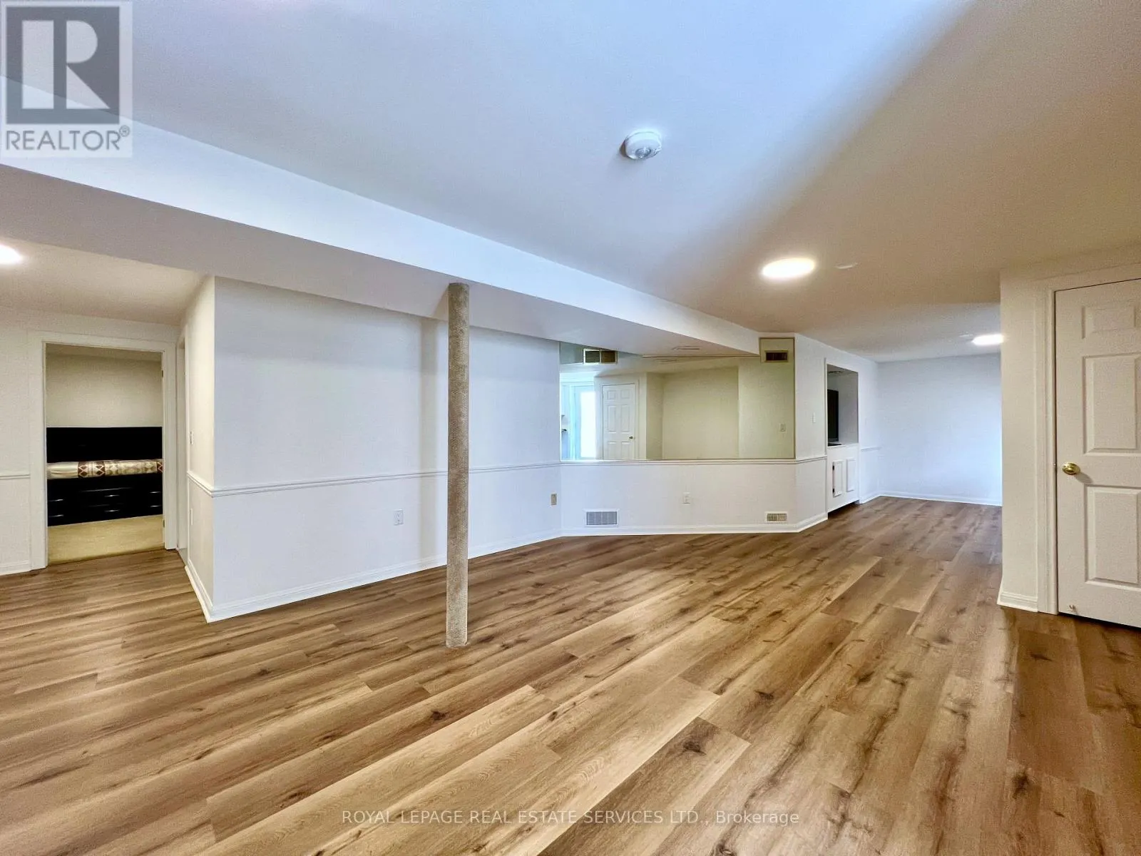 1450 GREENBRIAR DRIVE