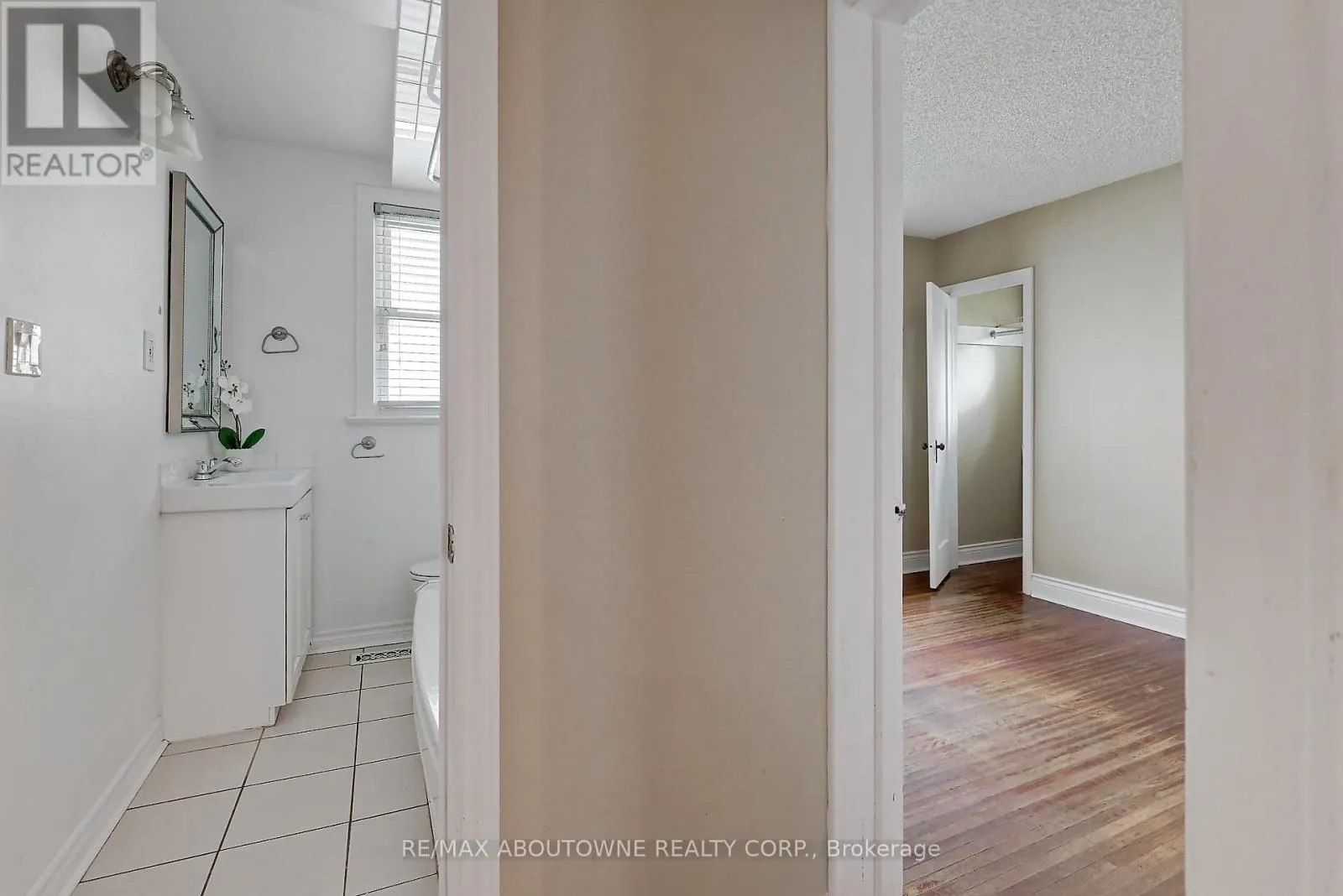 469 WOODLAND AVENUE
