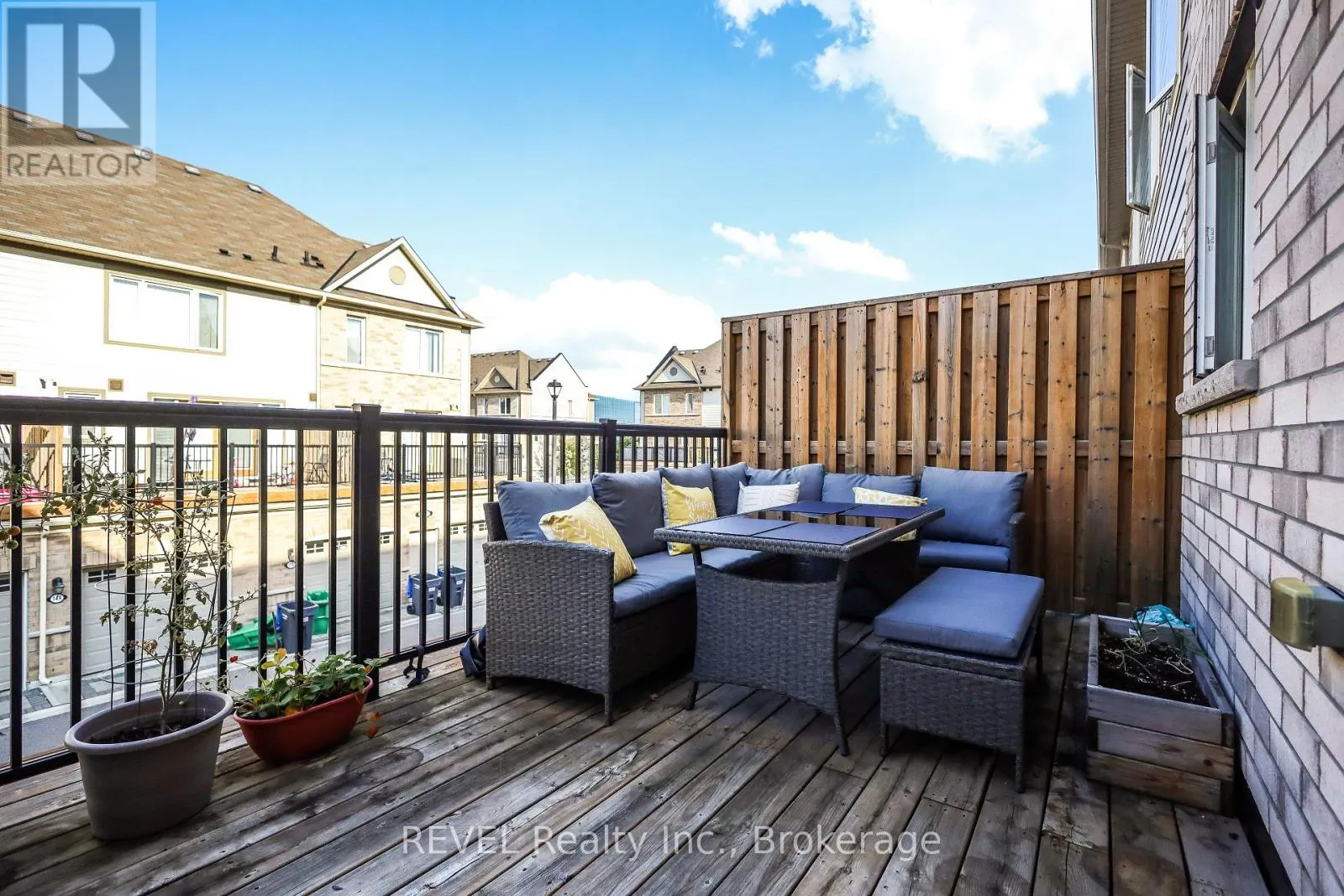 87 - 1 BECKENROSE COURT, #87