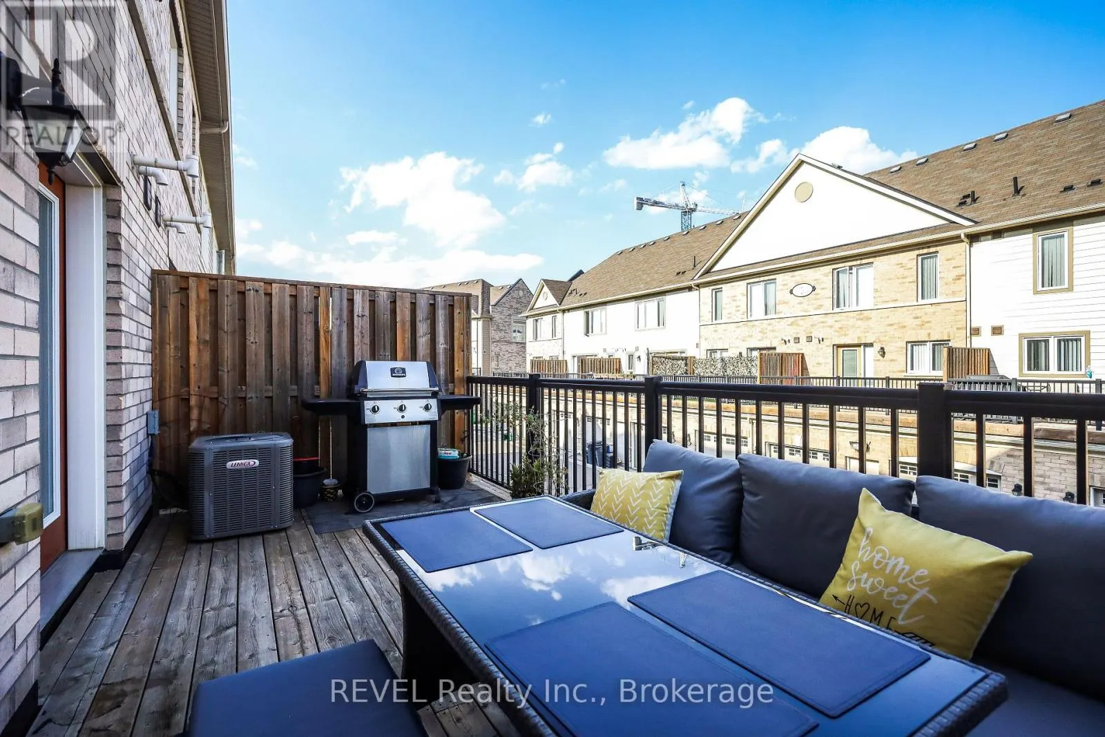 87 - 1 BECKENROSE COURT, #87