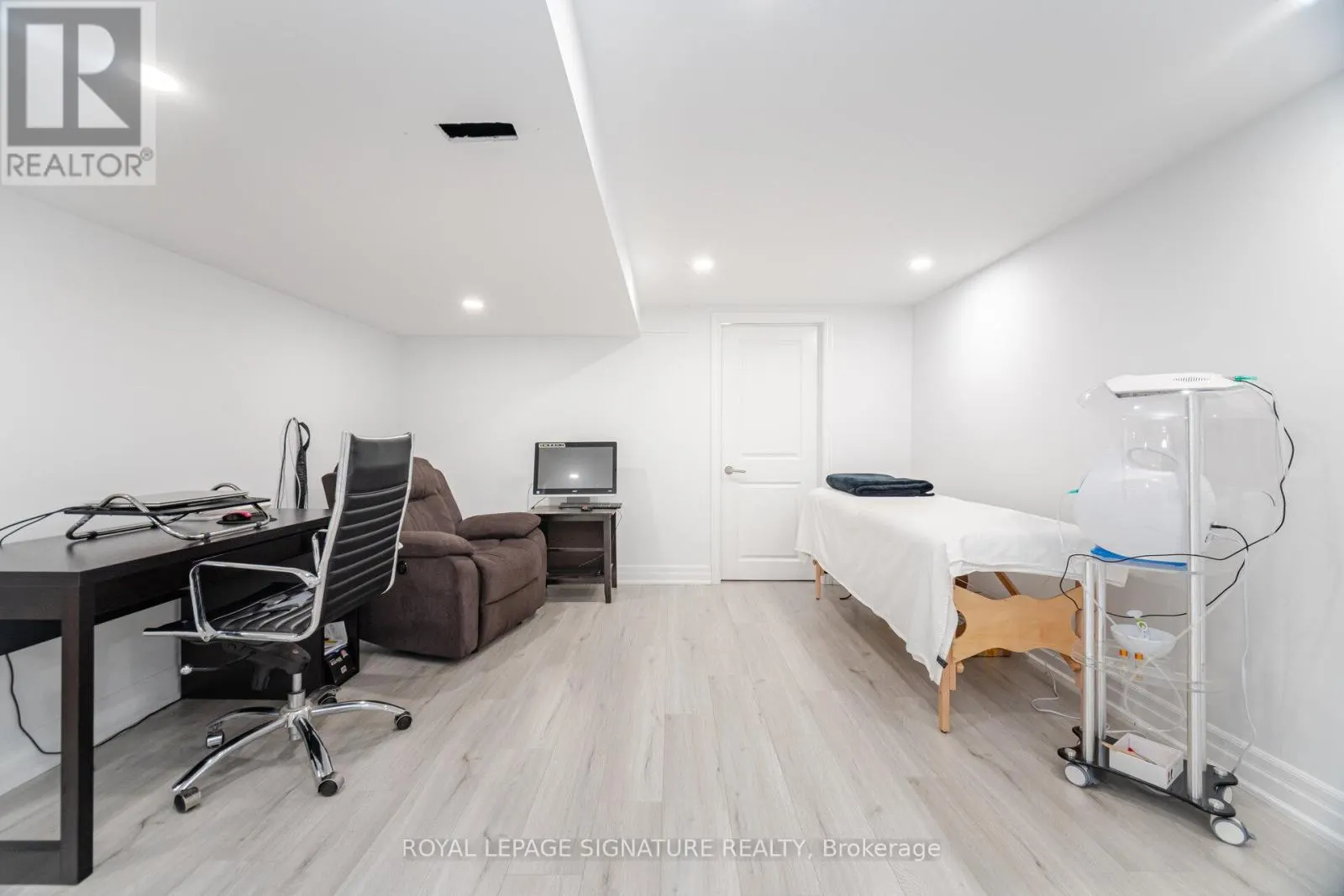 2015 STANFIELD ROAD