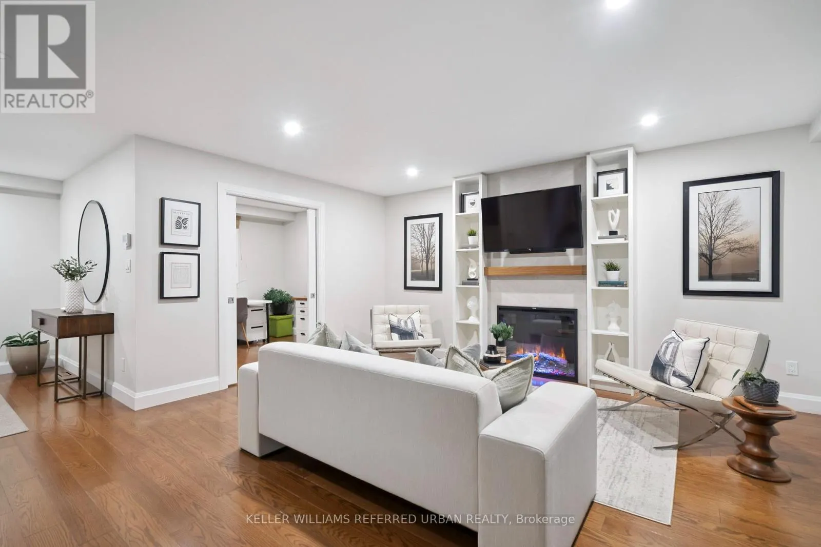 238 SLATER CRESCENT