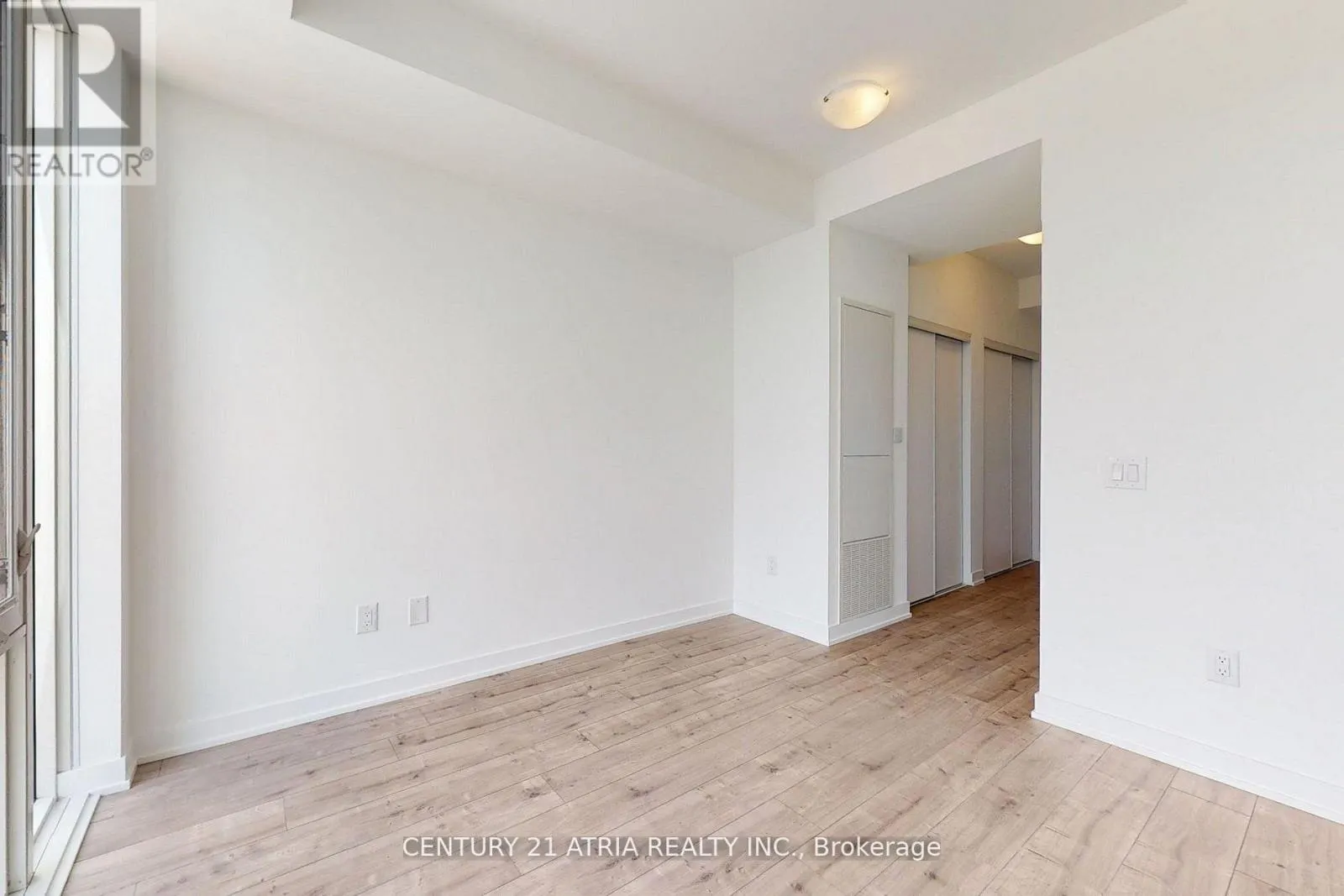 1410 - 220 MISSINNIHE WAY