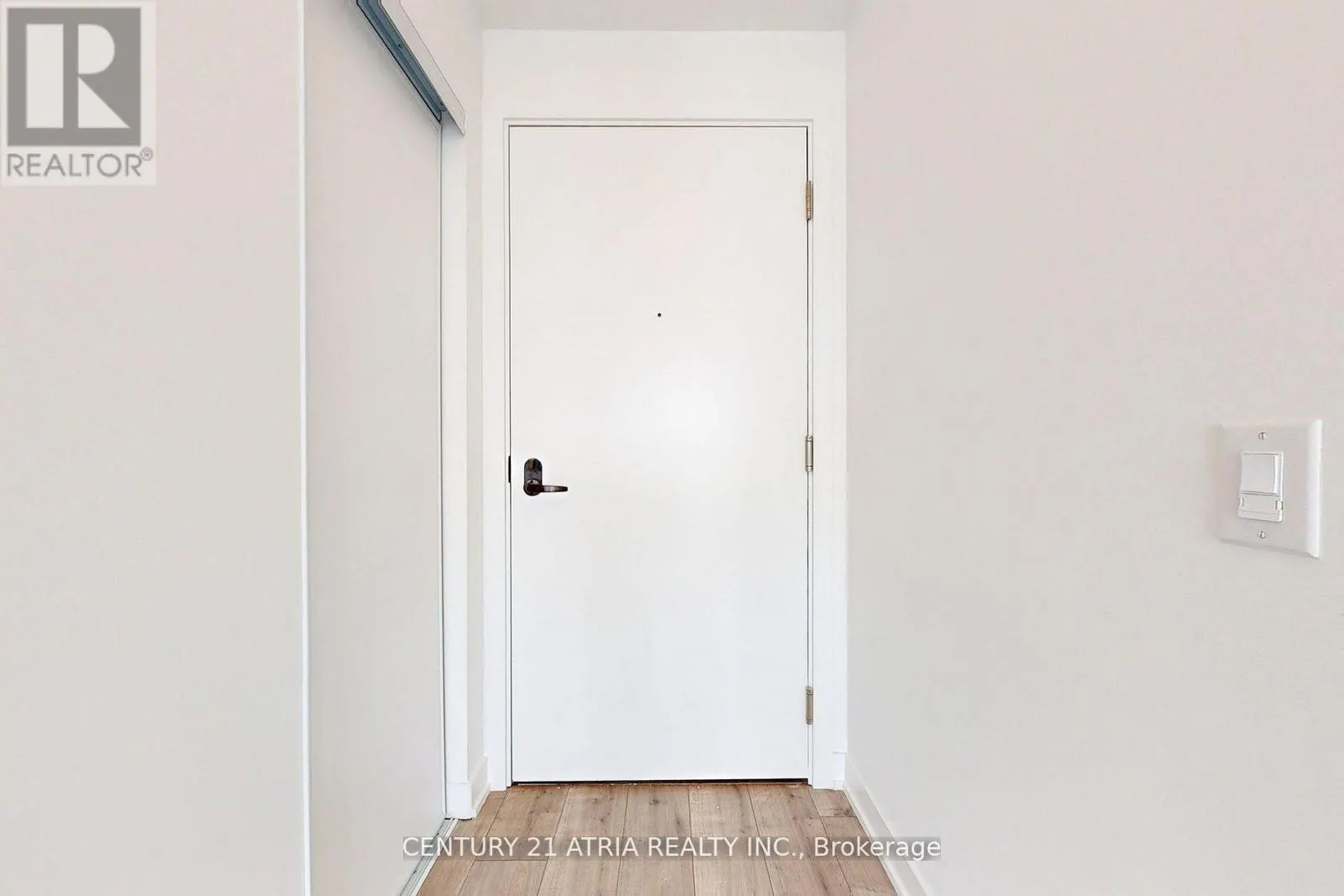 1410 - 220 MISSINNIHE WAY
