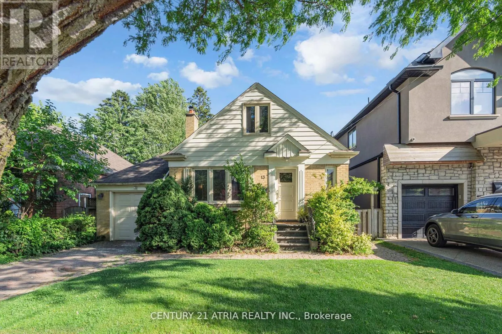 13 SUNNYDALE DRIVE S