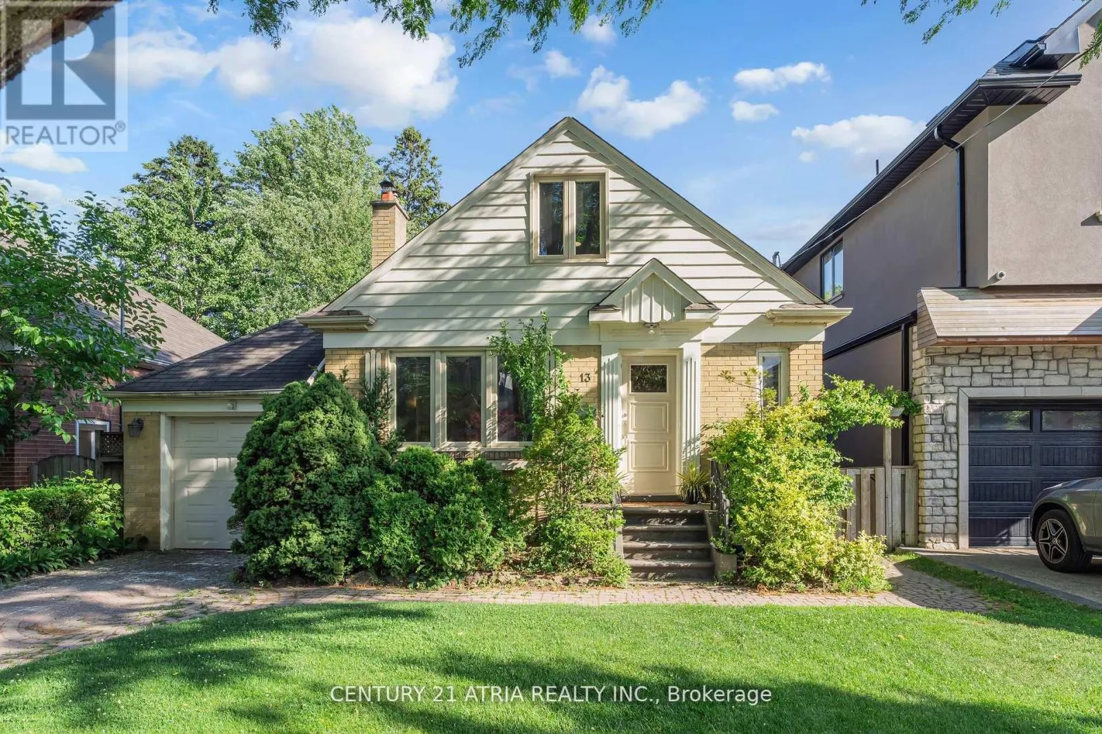 13 SUNNYDALE DRIVE S