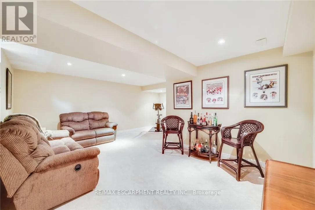 4005 ALEXAN CRESCENT