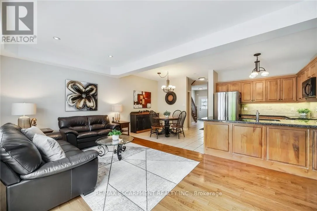 4005 ALEXAN CRESCENT