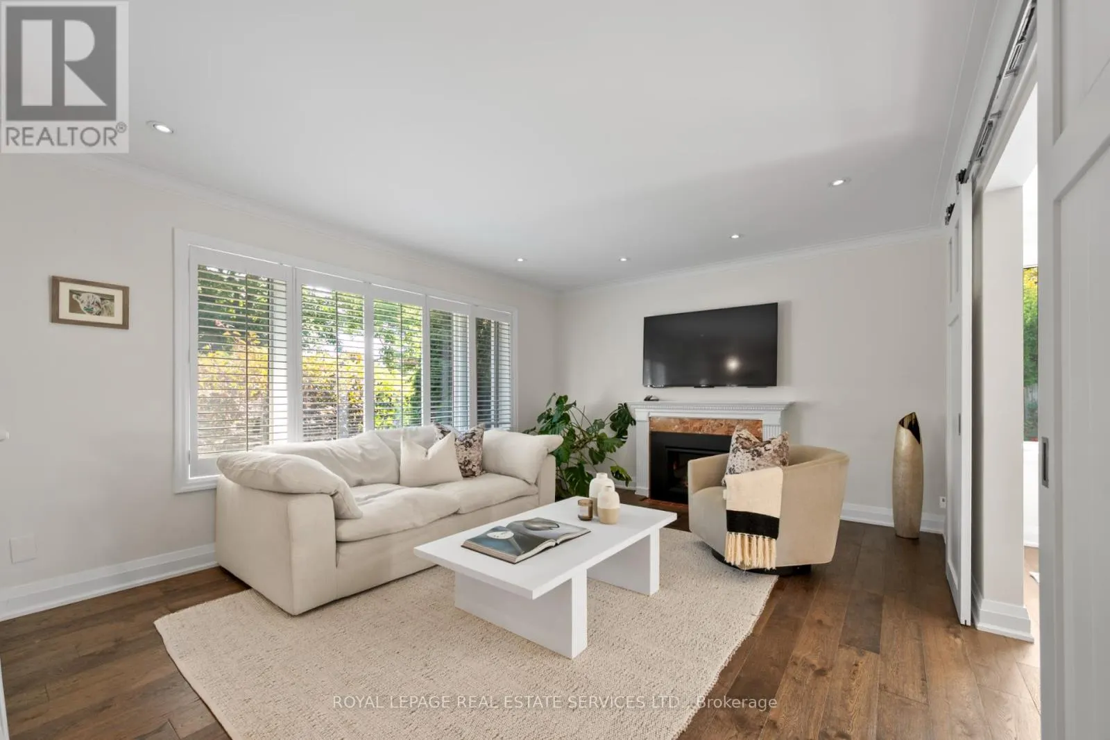 70 CHESTNUT HILLS PARKWAY