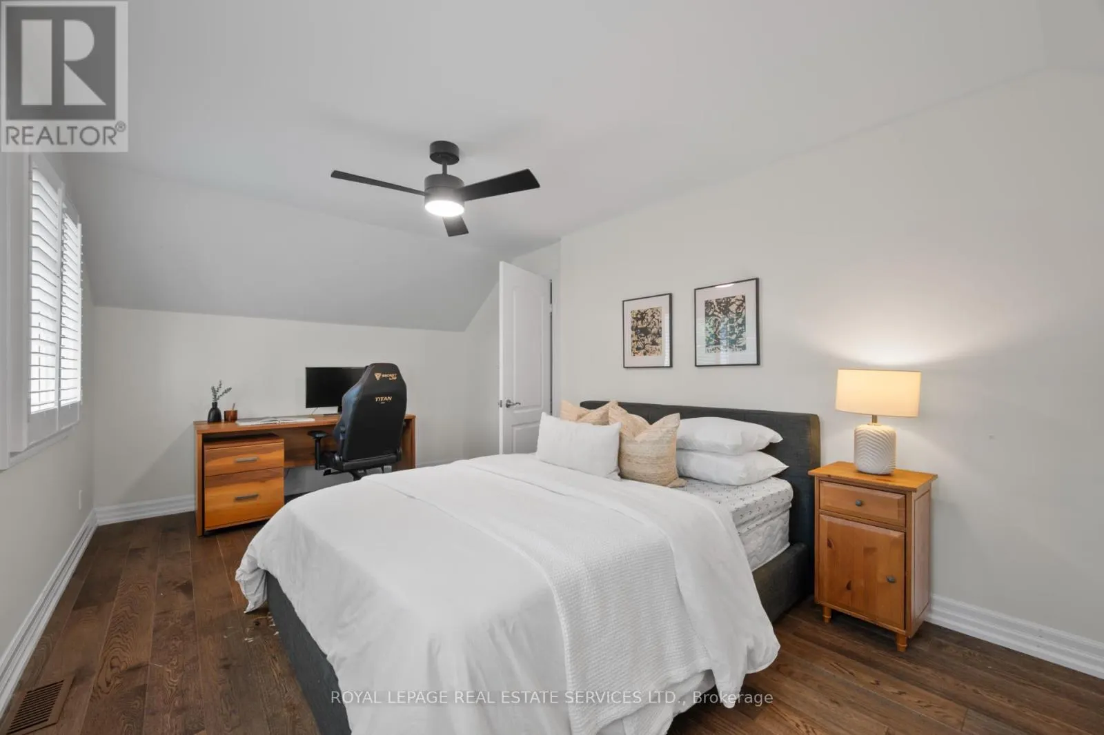 70 CHESTNUT HILLS PARKWAY