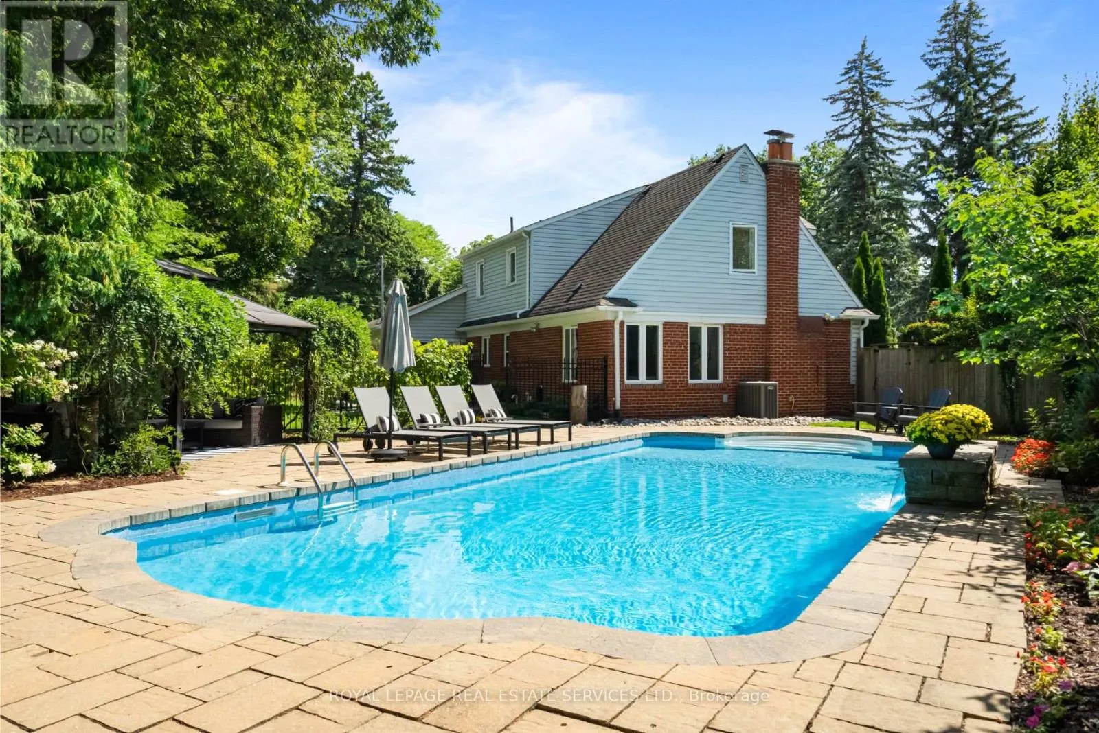 70 CHESTNUT HILLS PARKWAY