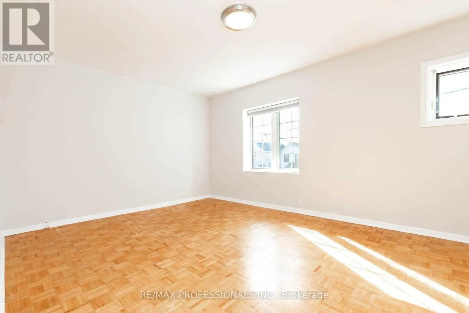 5 TESTON BOULEVARD