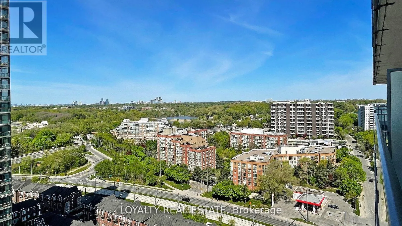 1810 - 103 THE QUEENSWAY W