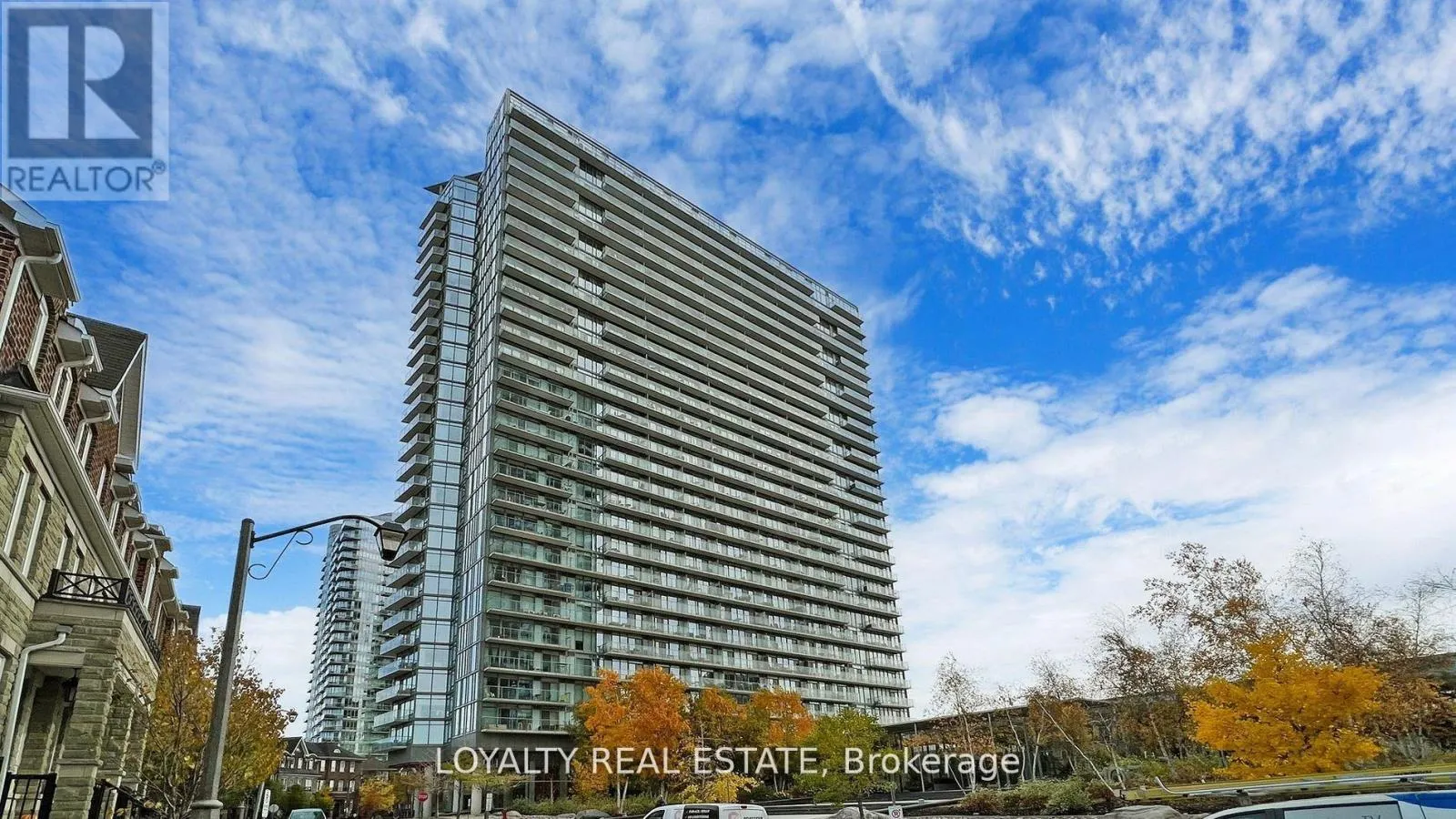 1810 - 103 THE QUEENSWAY W