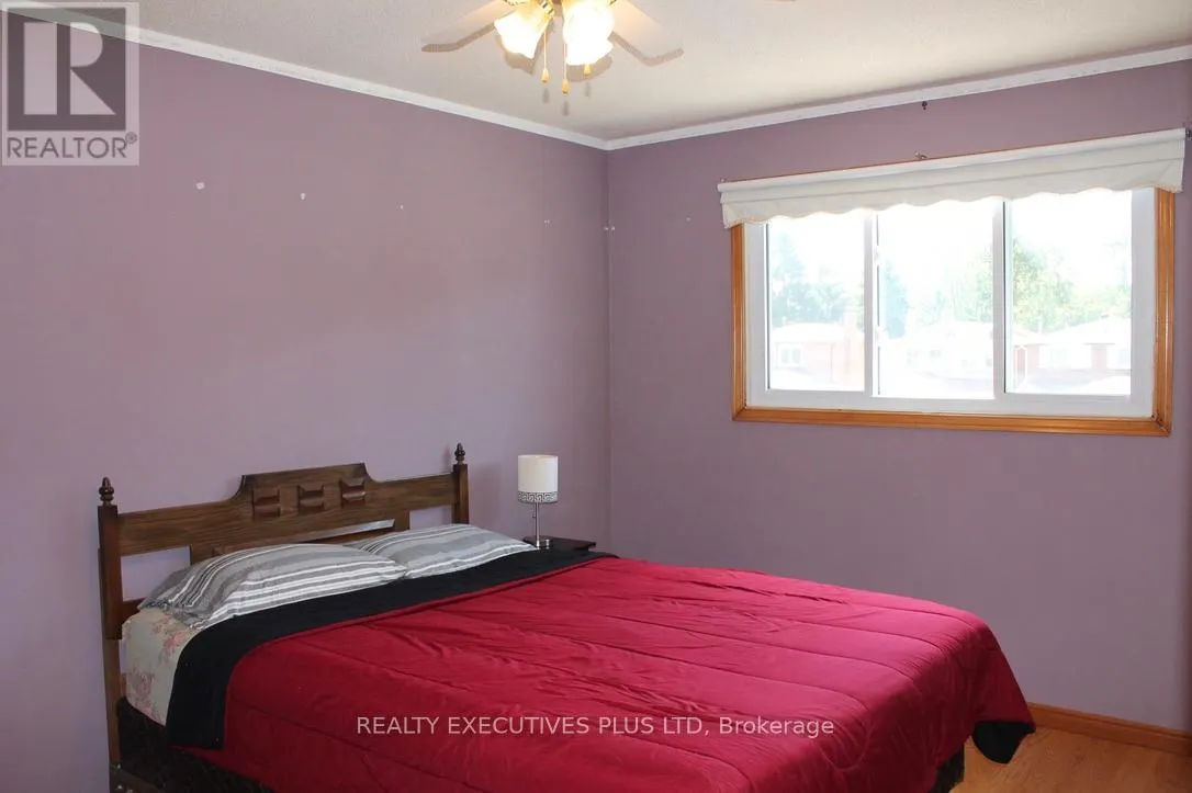 1122 HIGHGATE PLACE