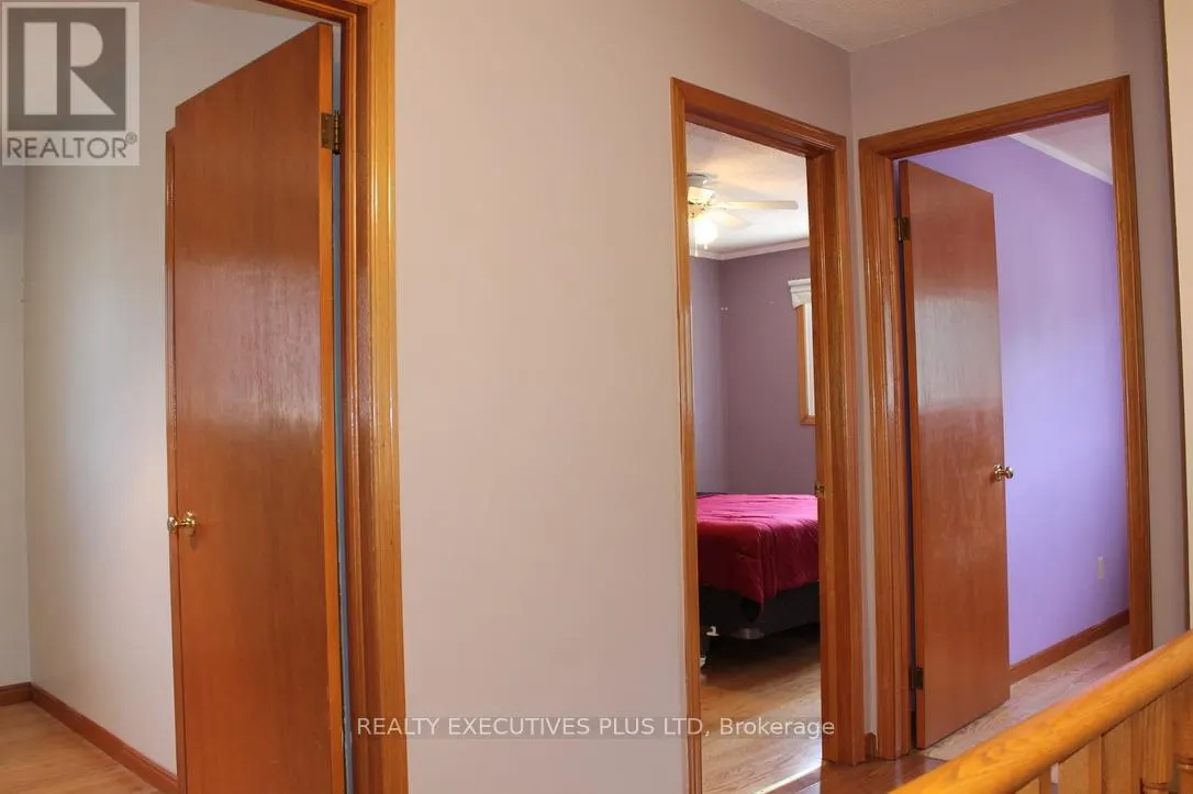 1122 HIGHGATE PLACE