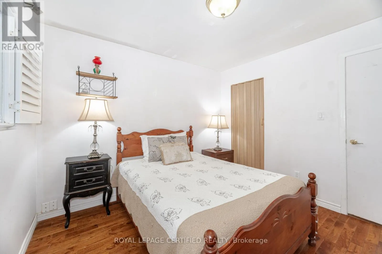 542 LANA TERRACE